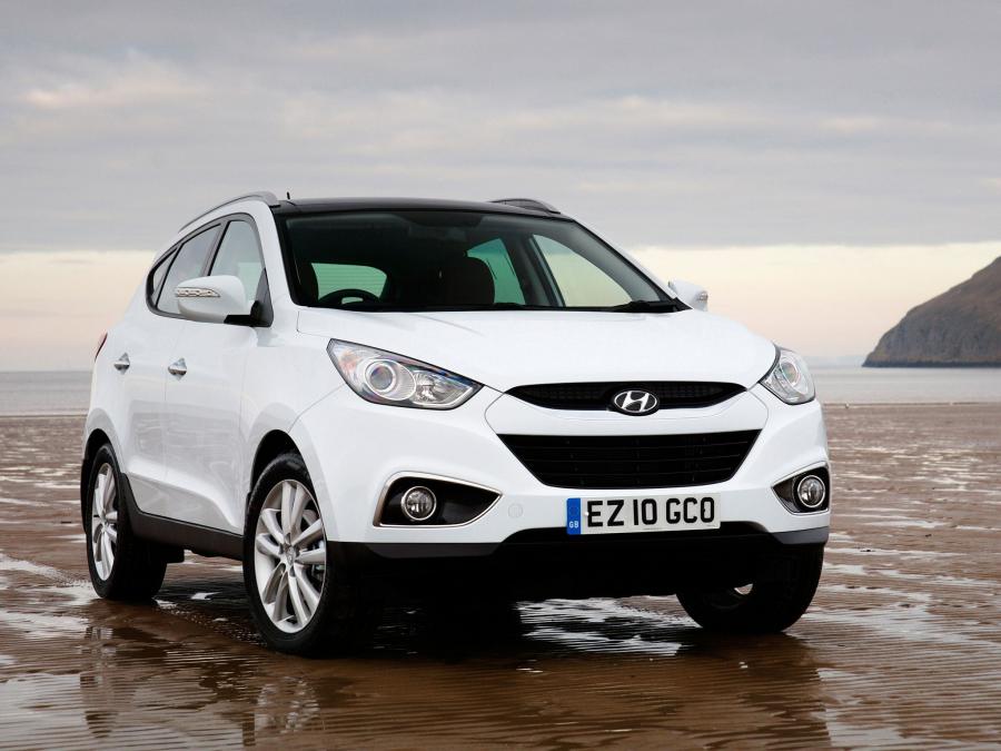  Hyundai ix35 2010 года  (UK) (фото 15 из 22)